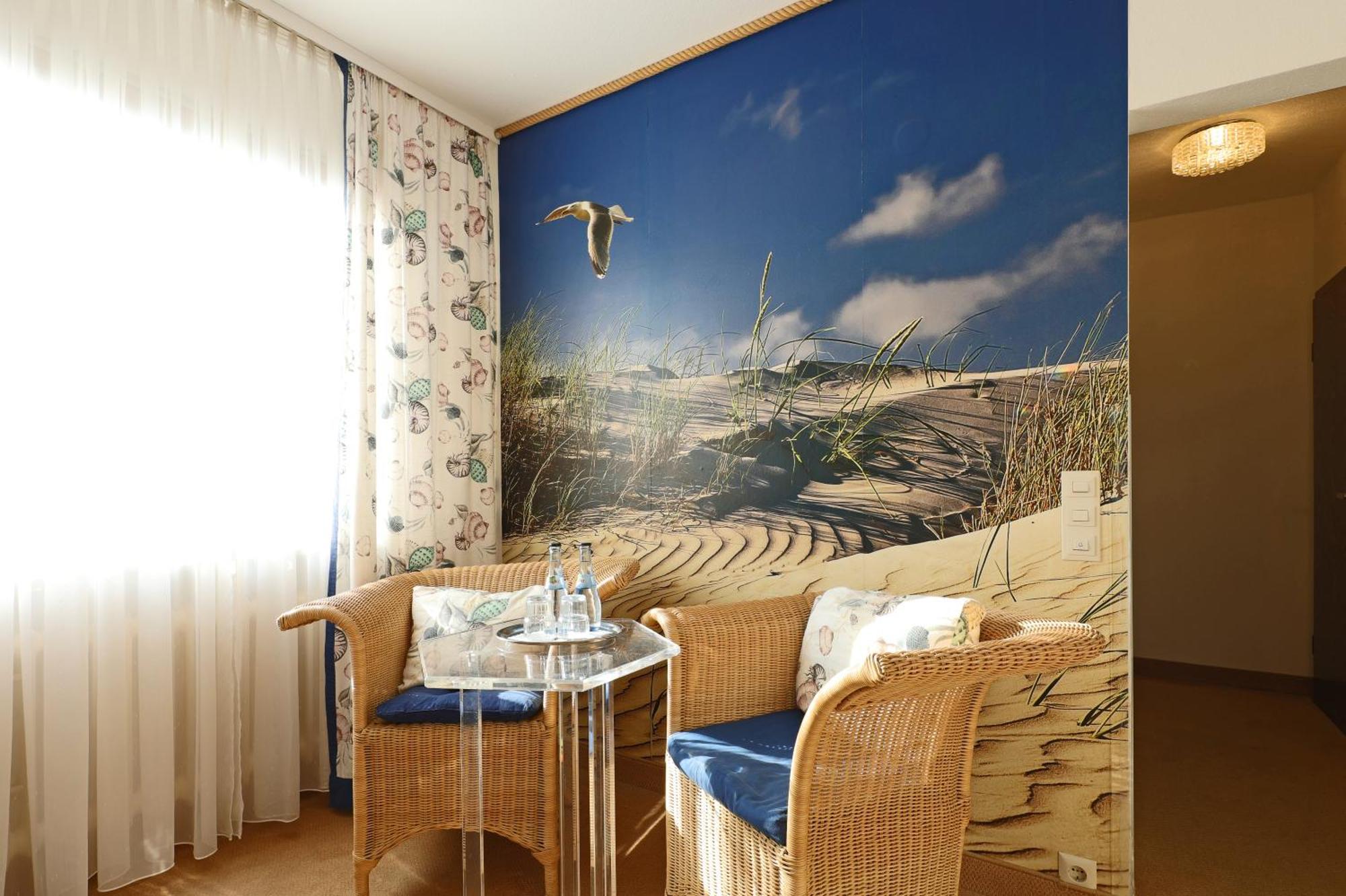 Apart Hotel Deutschmeister Бад Мергентхайм Екстериор снимка